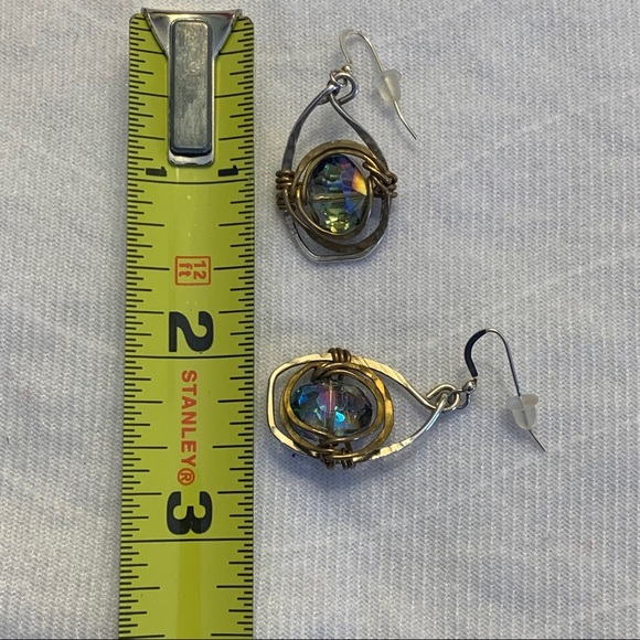 Dangle earrings - Picture 3 of 3